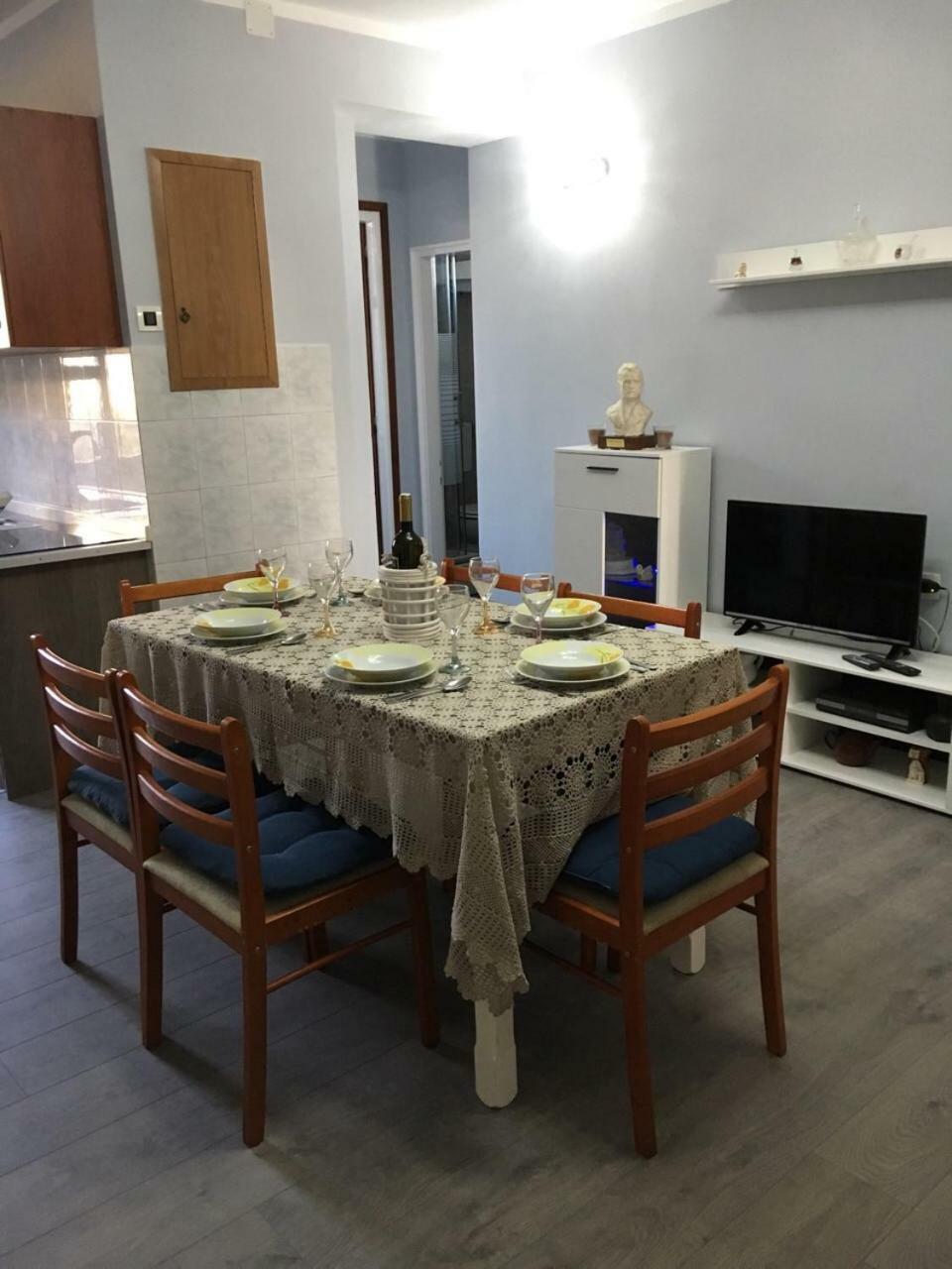 Apartment Kumicic - 3 Bedrooms Ičići Esterno foto